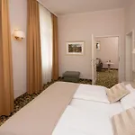 Antonia ホテル 3*