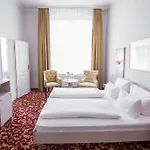 Antonia ホテル 3*