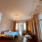 Hotel Antonia 3*