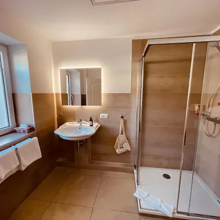Otel Antonia 3*