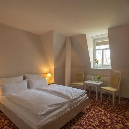 Otel Antonia 3*