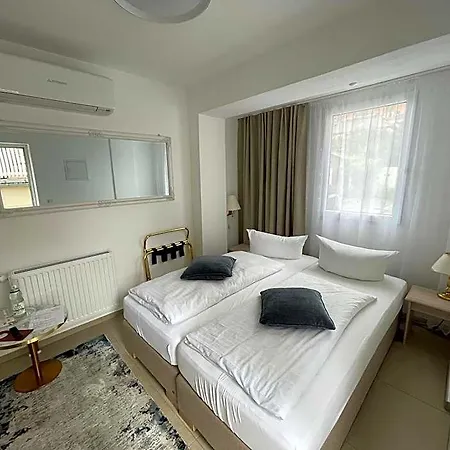 Antonia Hotel