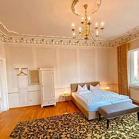 Antonia Otel