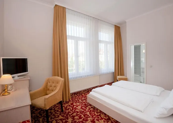 Antonia 3* 바우트젠